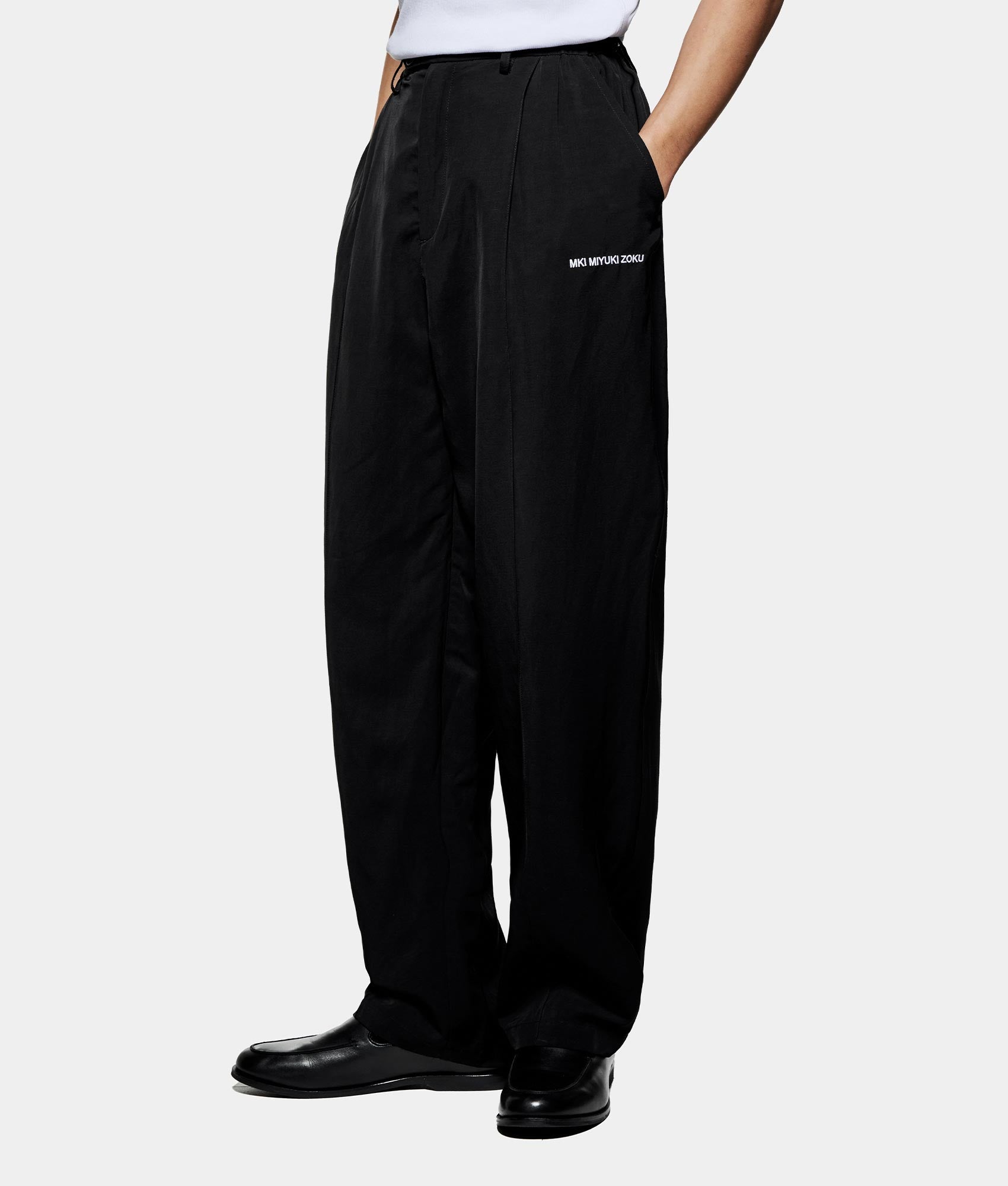 Vmzuki Mw Straight Pant Black main image 1