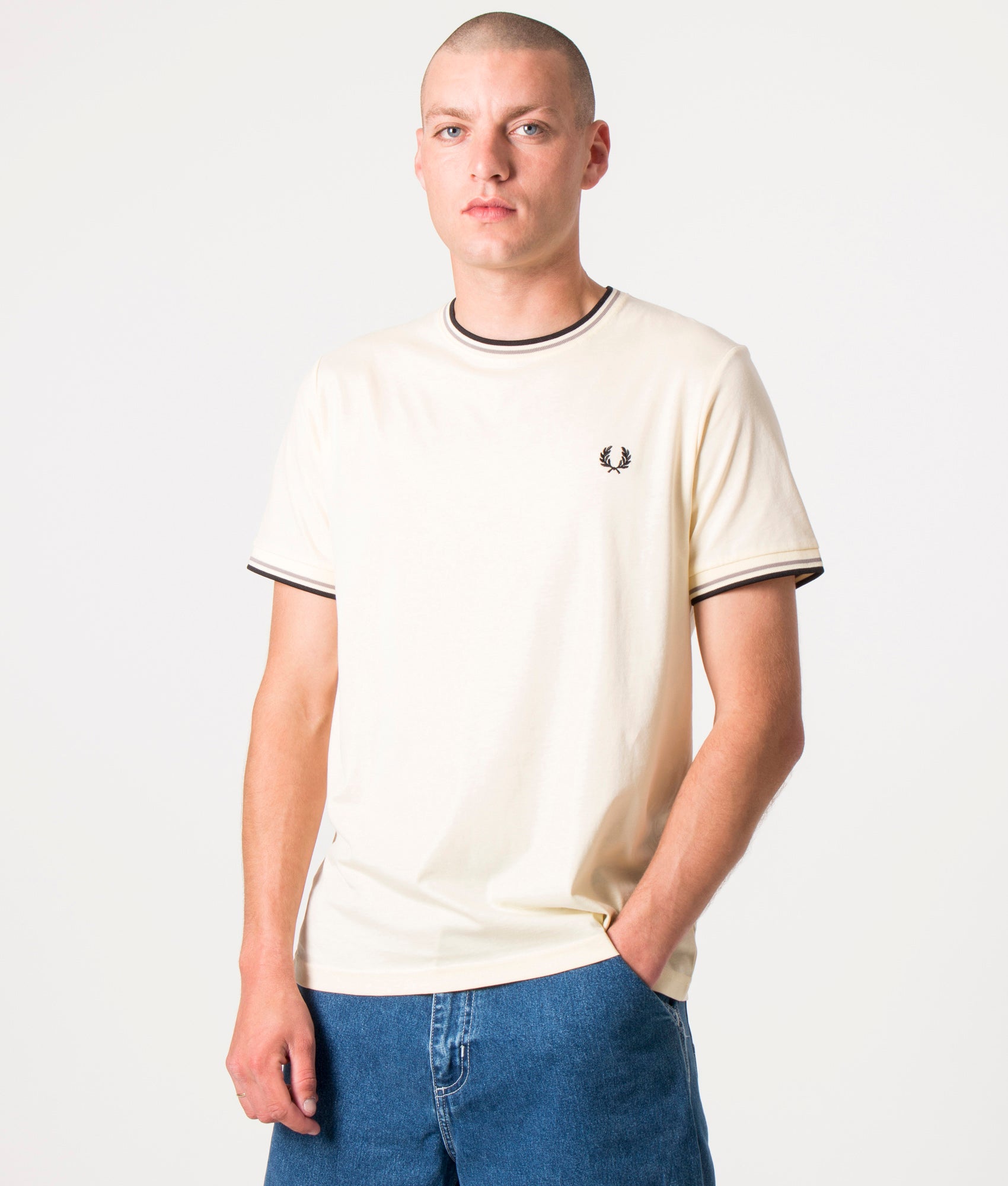 【FRED PERRY】ツインチップ T シャツ アイスクリームR32 Twin Tipped T-Shirt Ice Cream | Fred Perry | EQVVS