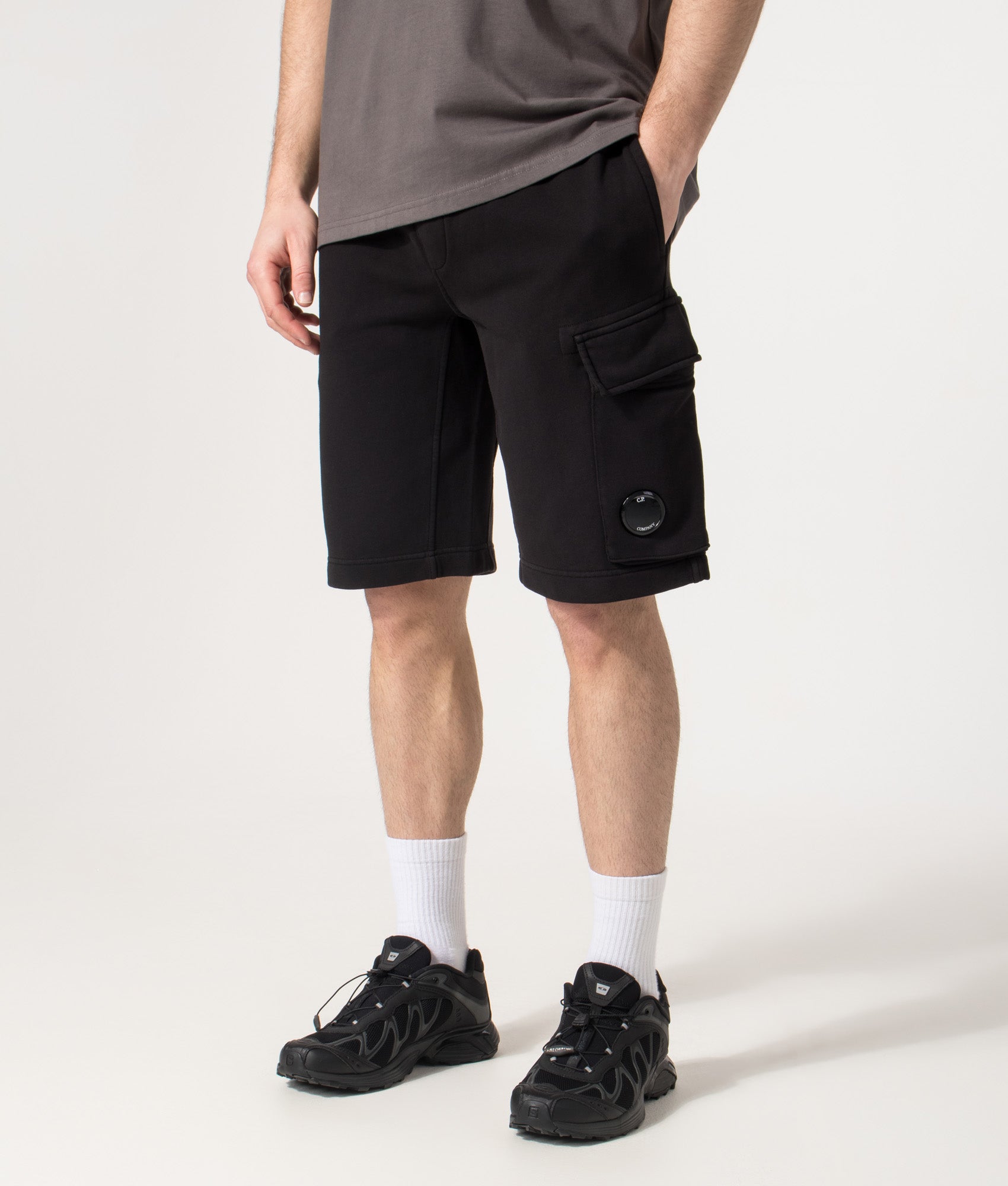Cotton Diagonal Fleece Cargo Sweatshorts Black | C.P. Company | EQVVS