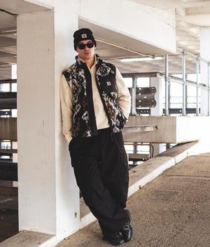 Relaxed-Fit-Jet-Cargo-Pants-Black-Carhartt-WIP-EQVVS