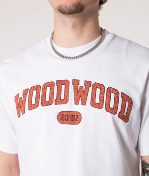 Model-Wood-Wood-T-Shirt