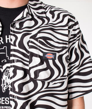 Relaxed-Fit-Short-Sleeve-Clackamas-Shirt-Cloud-Zebra-Dickies-EQVVS