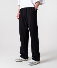 Relaxed Fit Essential Pleated Sweatpants: Black 