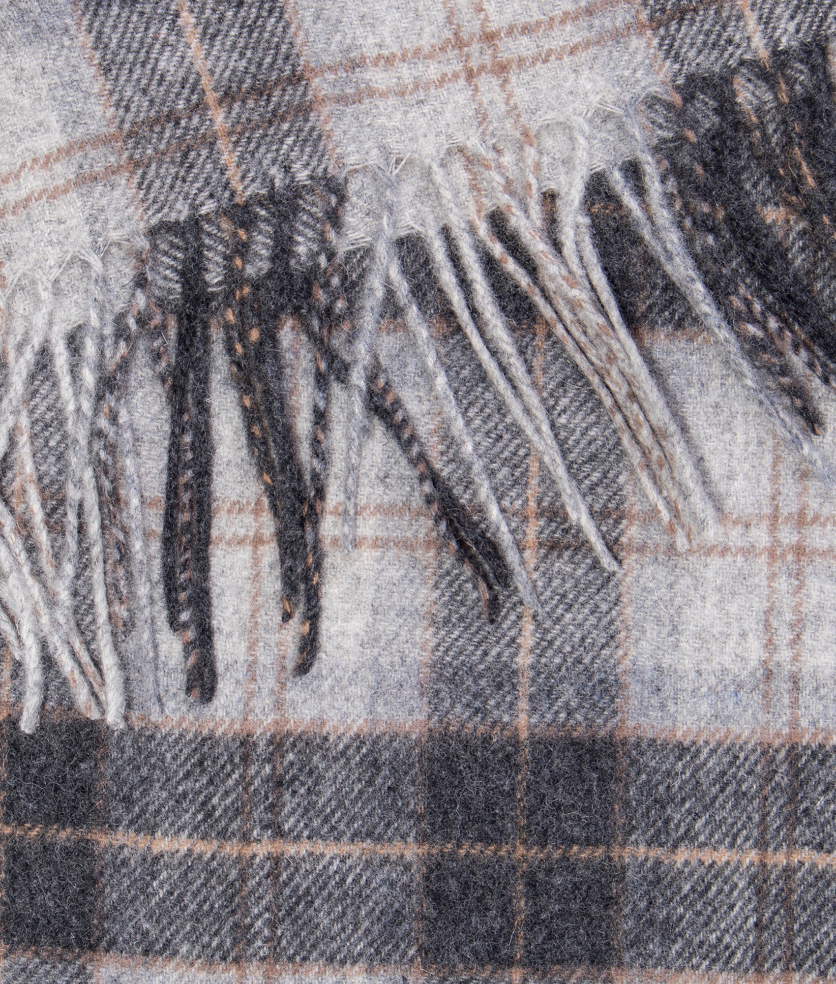 Tartan-Scarf-Greystone-Barbour-Lifestyle-EQVVS