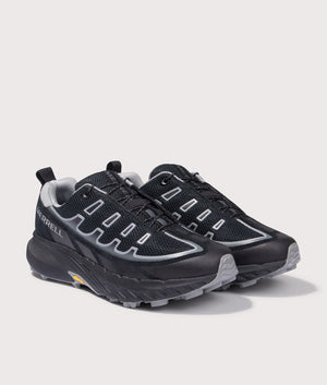 Agility Peak 5 Trek Se Trainer. Shot by EQVVS. Front shot.