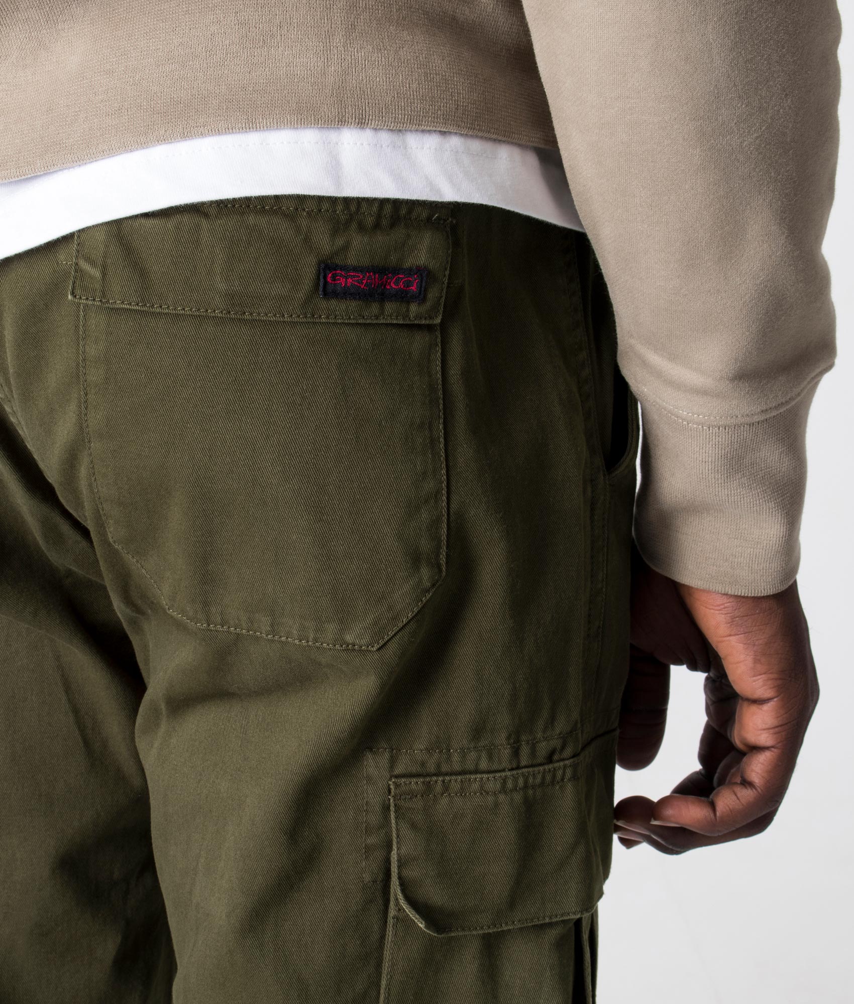Relaxed-Fit-Cargo-Pants-Deep-Green-Gramicci-EQVVS