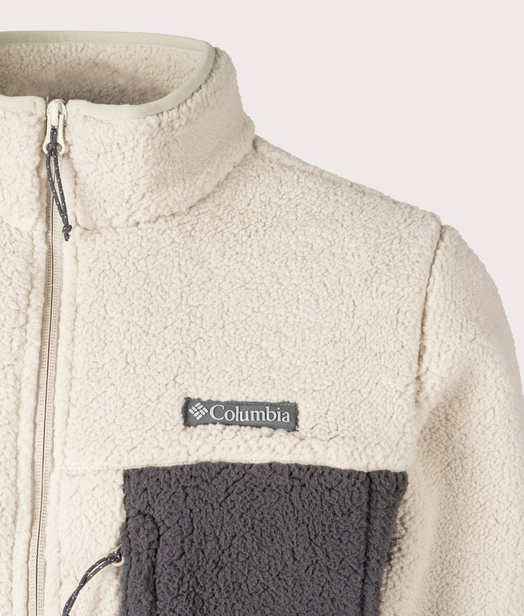 Columbia, Mountainside Heavyweight Fleece, ancient fossil, EQVVS Menswear, detailed photo shot