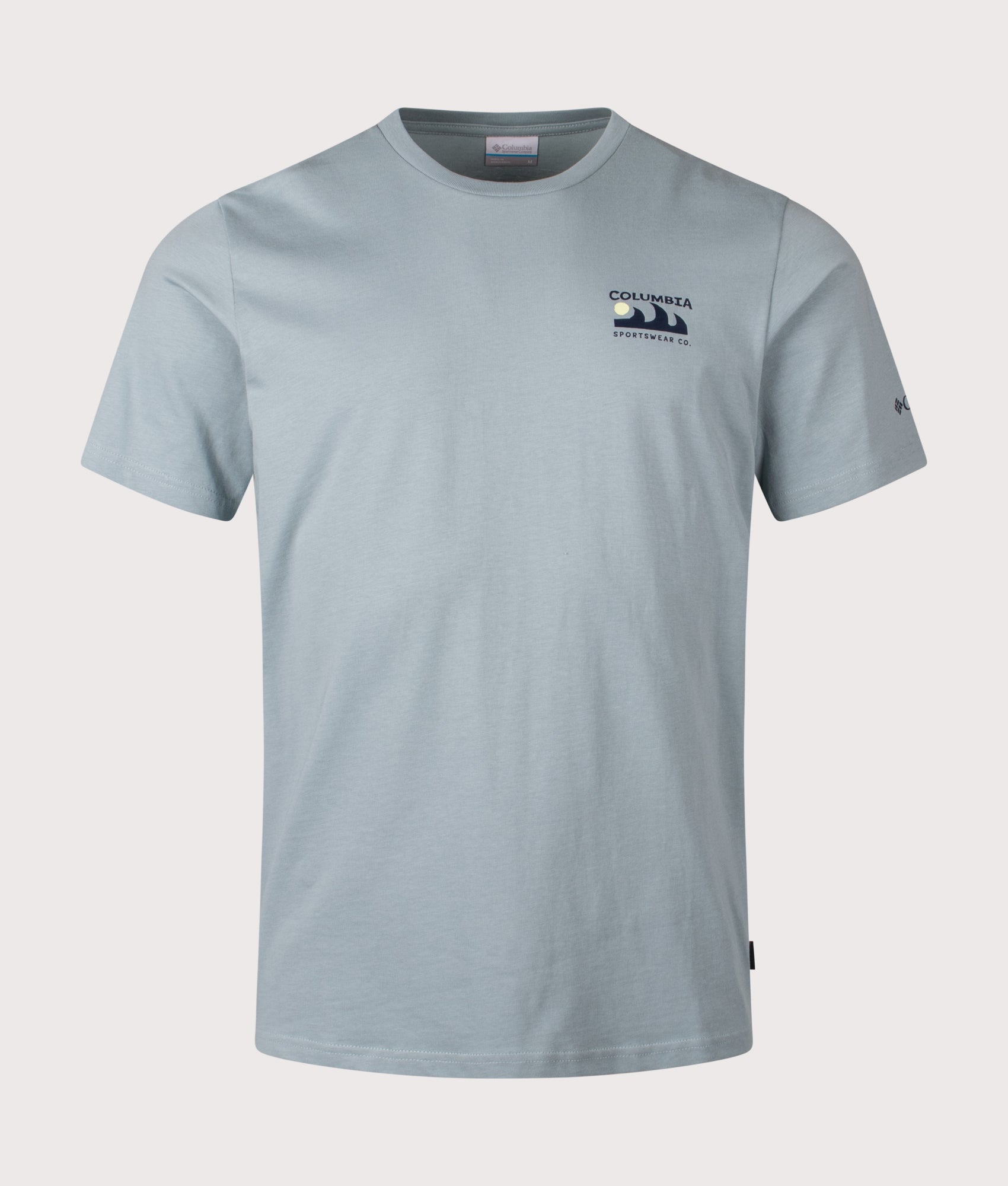 Explorers Canyon Back T-Shirt in Crushed Blue/Peaks and Waves. | 100% Cotton | Columbia | Shot at EQVVS | Front shot 