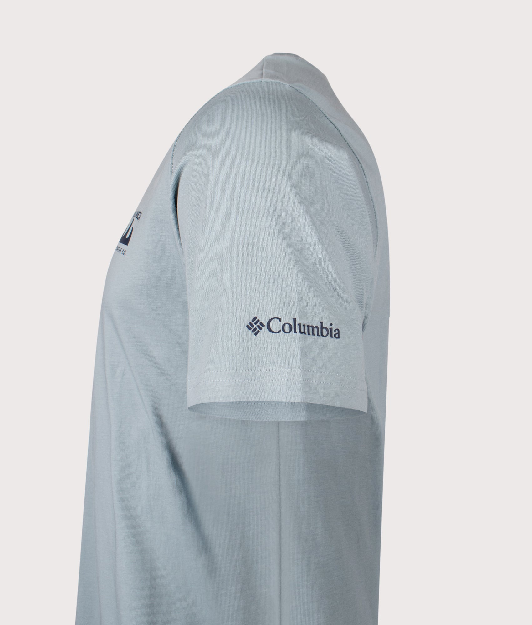 Explorers Canyon Back T-Shirt in Crushed Blue/Peaks and Waves. | 100% Cotton | Columbia | Shot at EQVVS | Side detail shot 