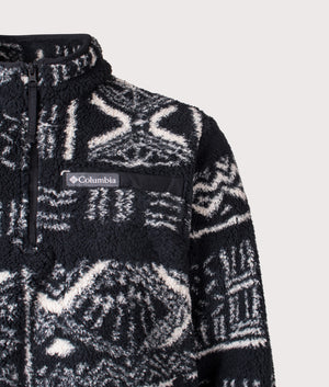 Rugged Ridge High Pile Quarter Zip Sweatshirt in Black Deschutes Days. | Columbia | Shot at EQVVS | Front detail shot 