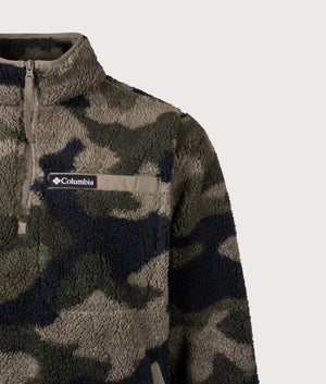 Rugged Ridge High Pile Quarter Zip Sweatshirt in Stone Green Mod Camo. | Columbia | Shot at EQVVS | Front detail shot 