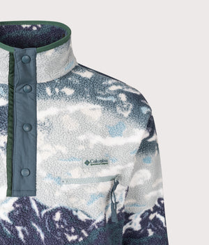 Helvetia II Printed Half Snap Fleece Sweatshirt in Crushed Blue Sisters | Columbia | EQVVS | Front detail shot 