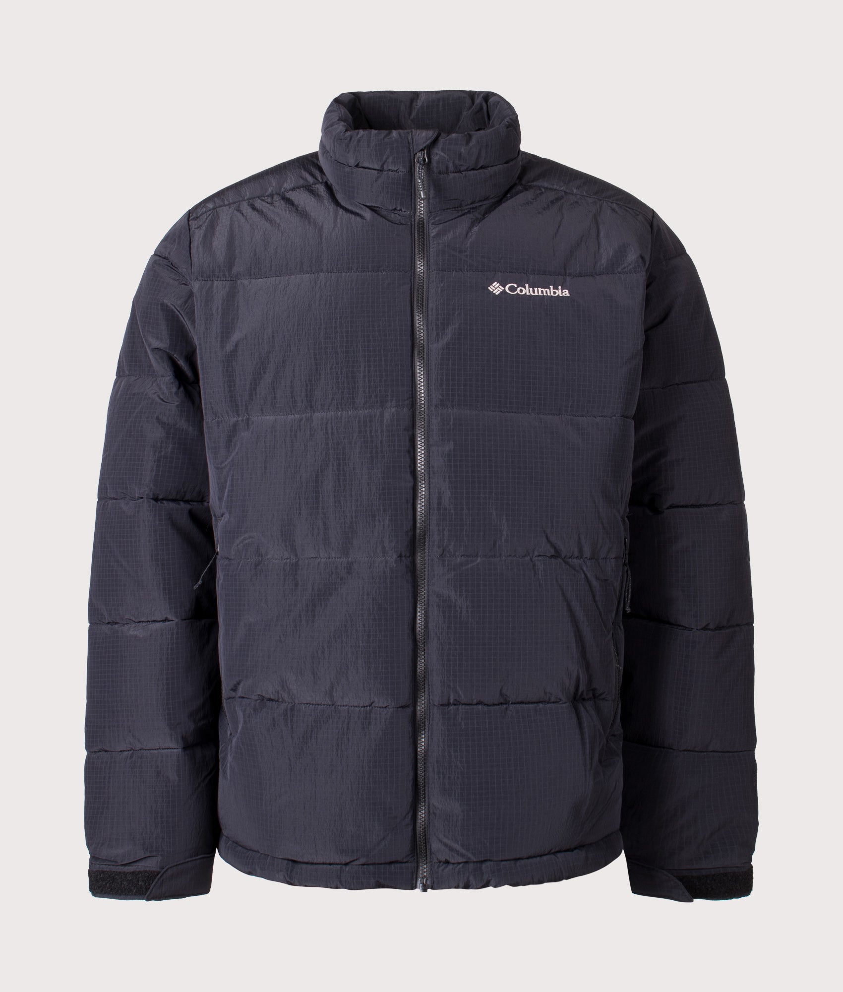 Pike Lake Novelty Jacket in Black | Columbia | Shot at EQVVS | Front shot 