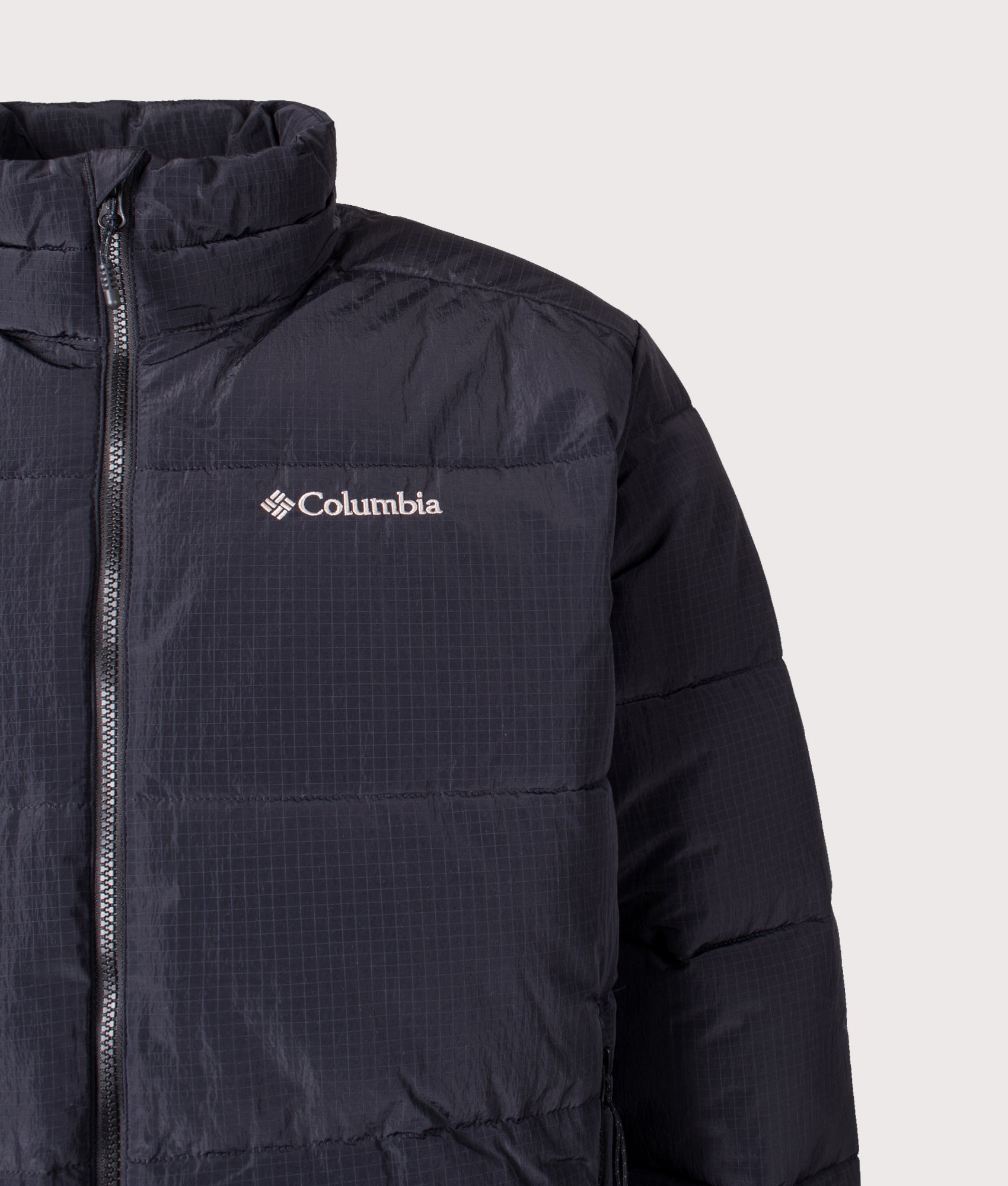 Pike Lake Novelty Jacket in Black | Columbia | Shot at EQVVS | Front detail shot 