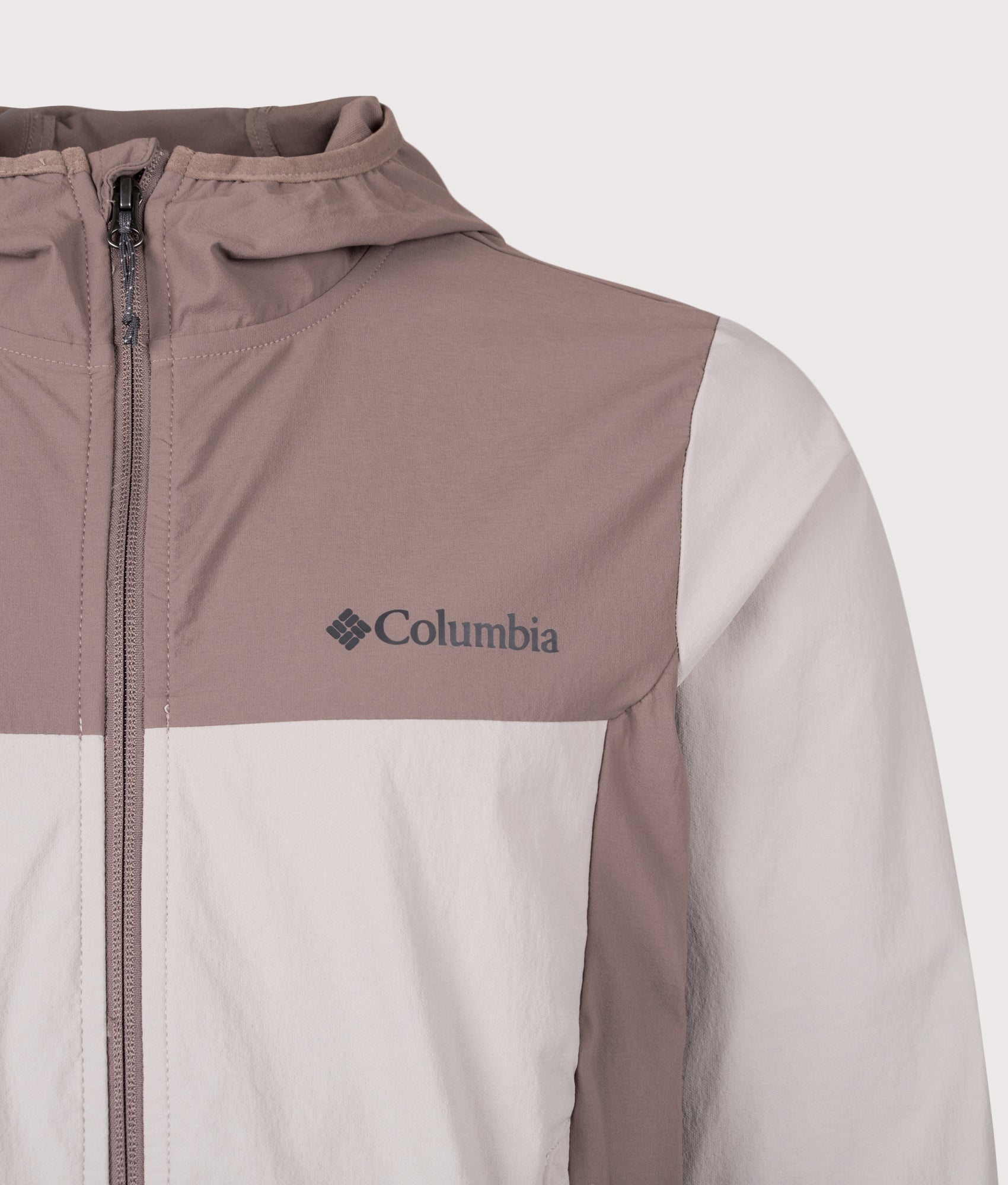 Columbia Heather Canyon II Hooded Jacket in Flint Grey/Iron at EQVVS Menswear. Detail shot.