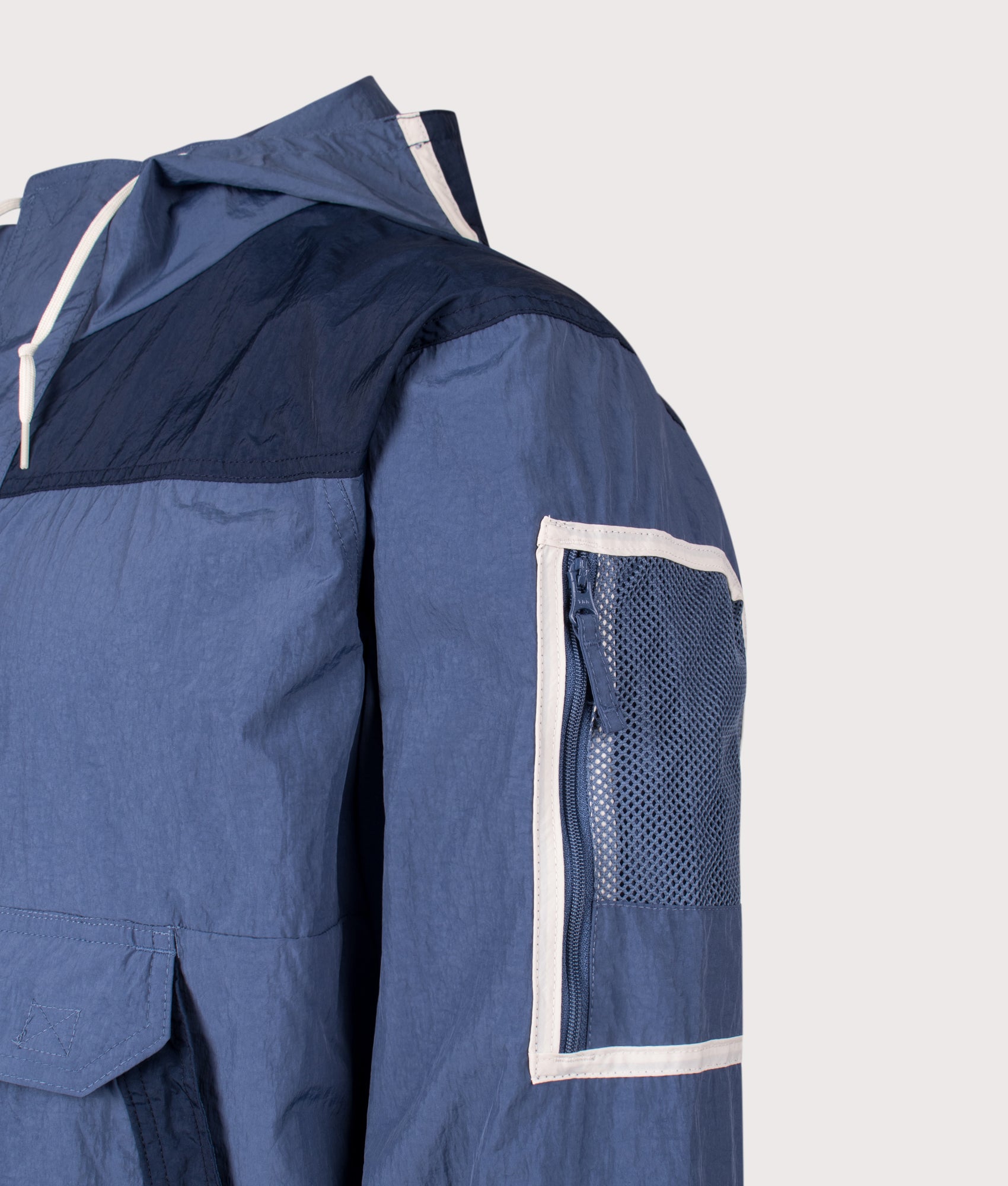 Columbia Challenger Windbreaker Anorak arrives in Dark Mountain and Collegiate Navy at EQVVS Menswear. Second detail shot.