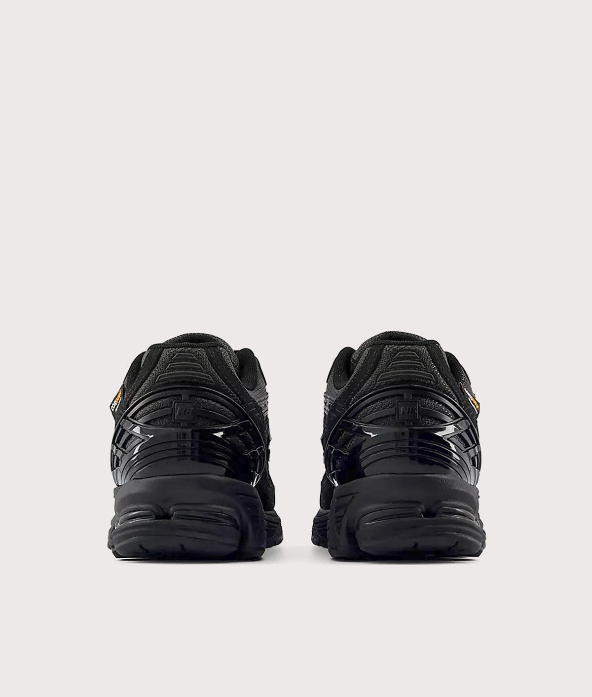1906N Sneakers