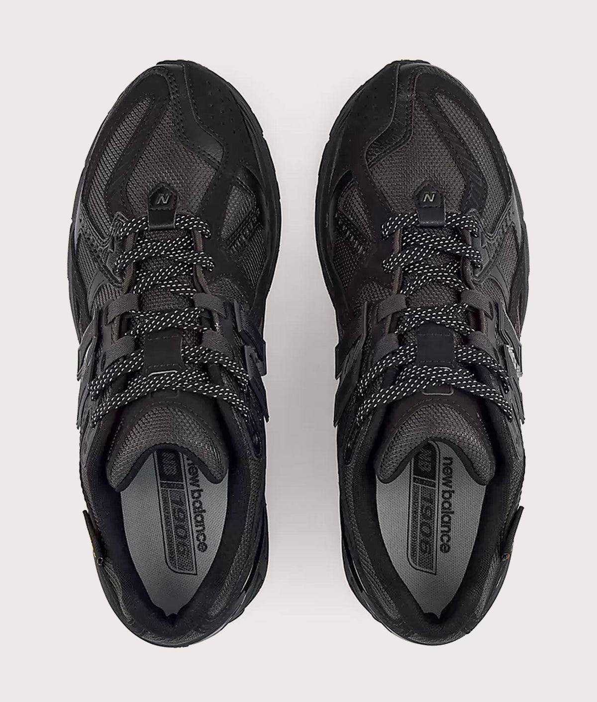 1906N Sneakers