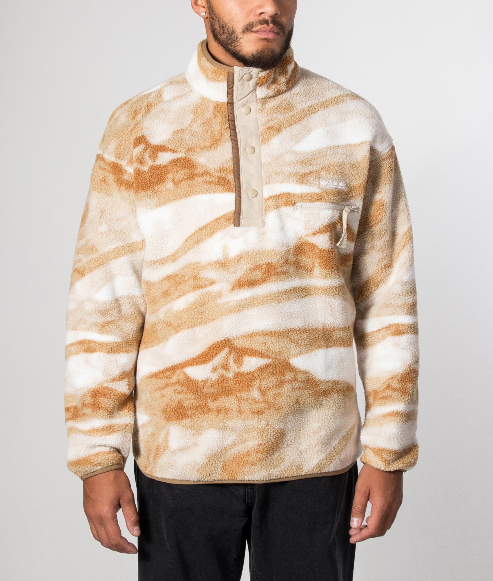 Columbia Regular Fit Helvetia II Printed Half Snap Fleece in Sea Salt Summits at EQVVS Menswear. Headless Model Front Shot