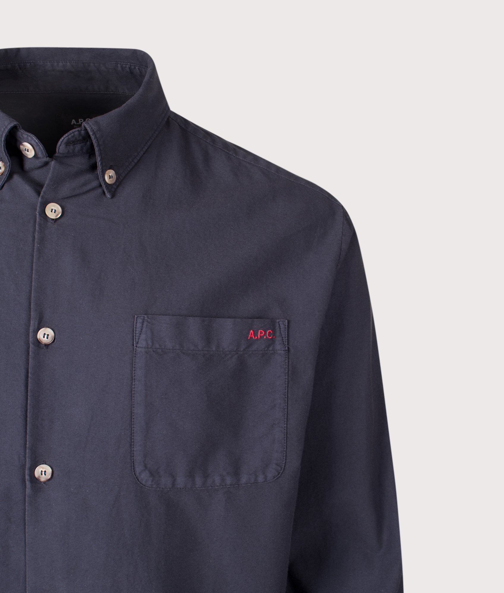 Relaxed Fit Mateo Logo Shirt in Dark Navy |100% Cotton | A.P.C. | EQVVS | Front detail shot 