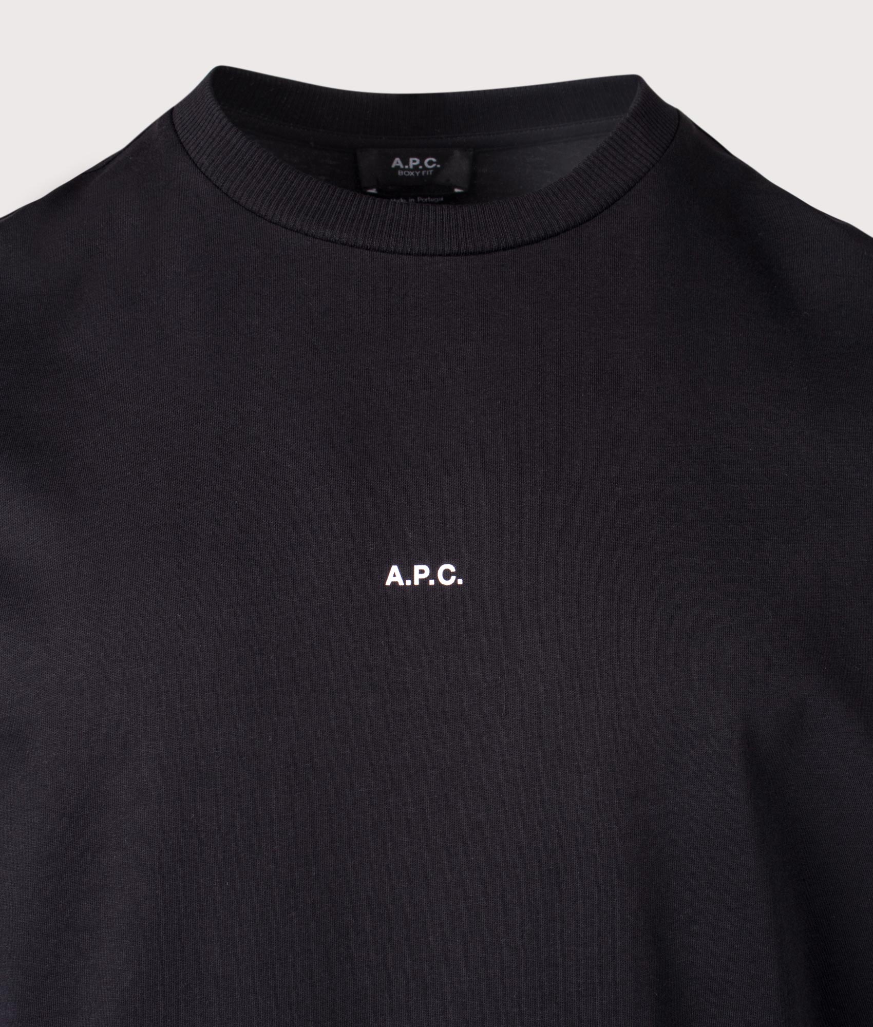 A.P.C, Relaxed Fit Micro Logo GOTS T-Shirt, black/ white, Eqvvs Menswear, detailed shot angle