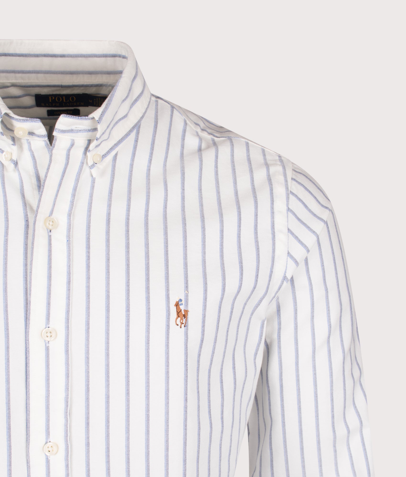 Custom Fit Lightweight Shirt. Shot by EQVVS. Detail shot.