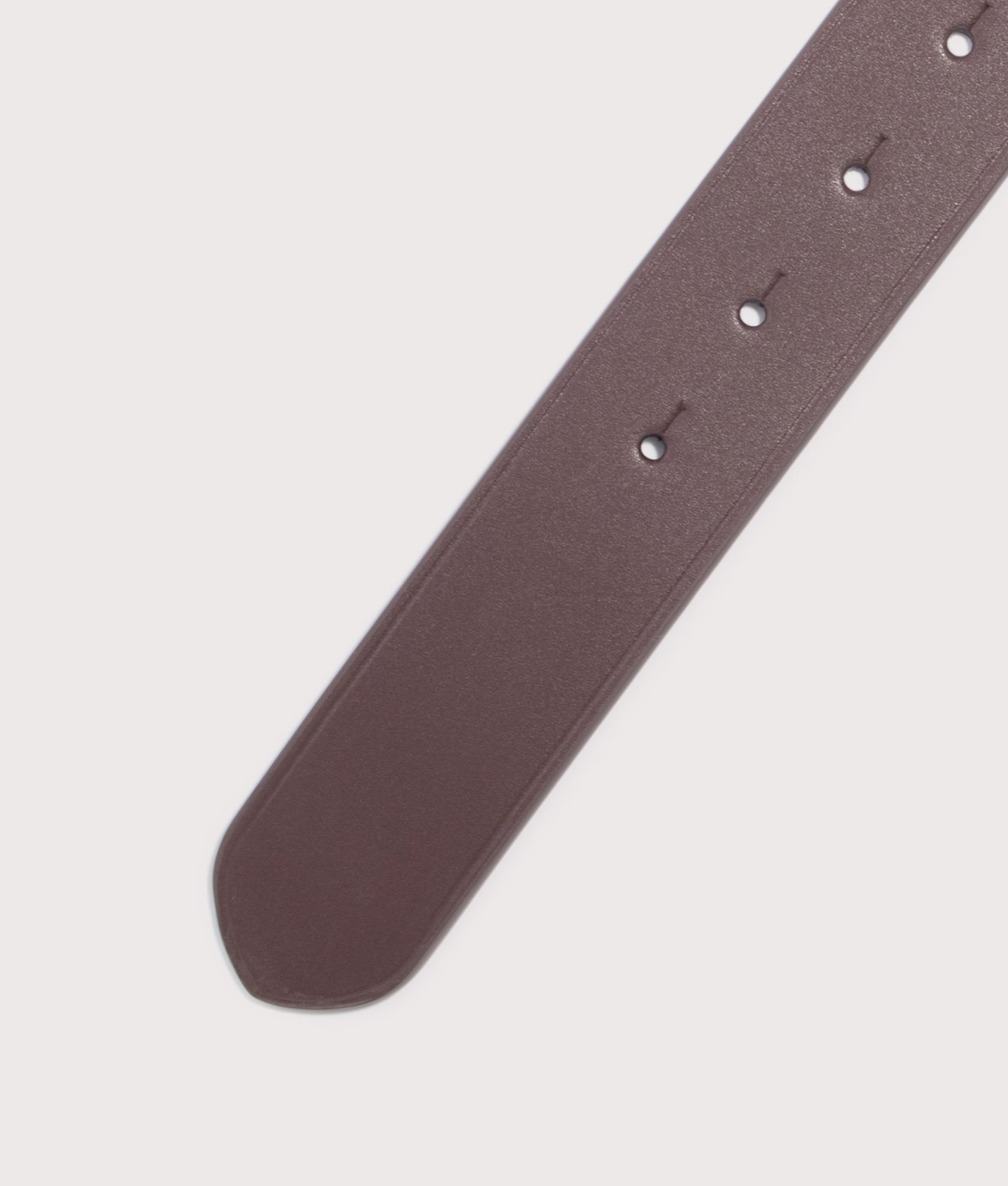 Polo Ralph Lauren Pony Plaque Leather Belt in Brown at EQVVS Menswear. End shot.