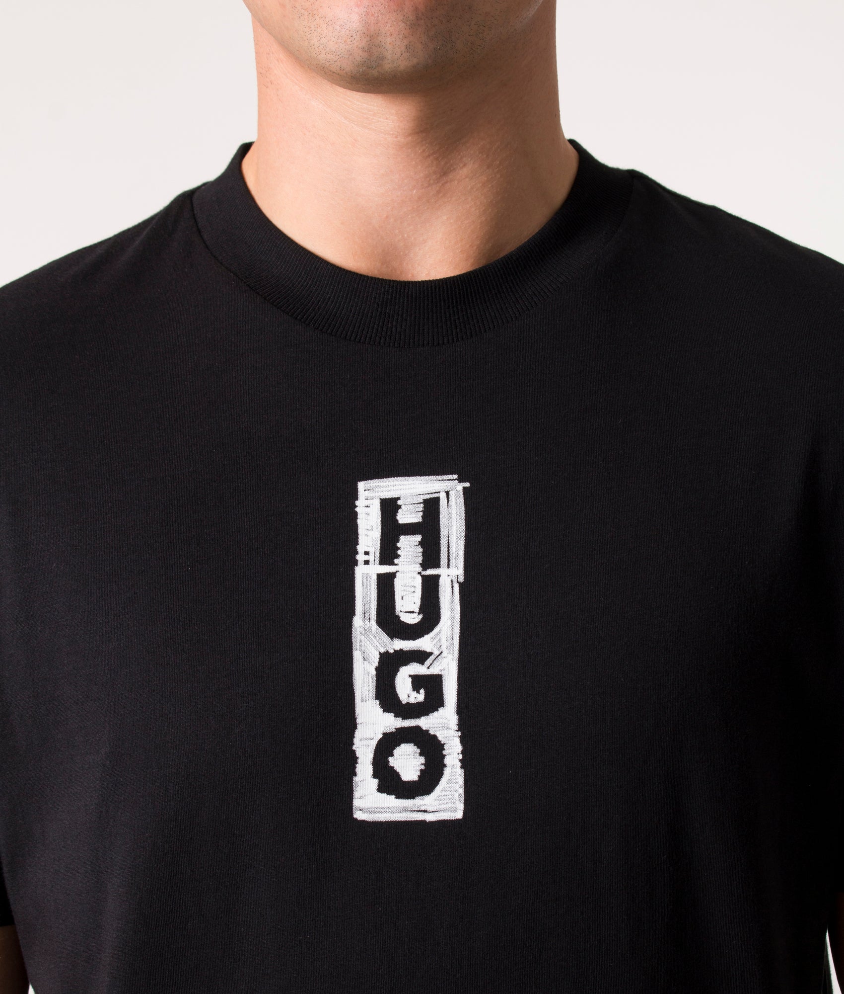 Dalbula-T-Shirt-Black-HUGO-EQVVS