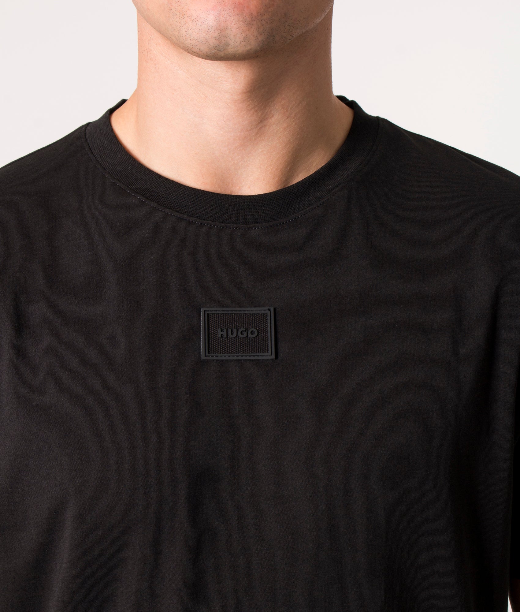 Rubber-Patch-Diragolino-C-T-Shirt-Black-HUGO-EQVVS