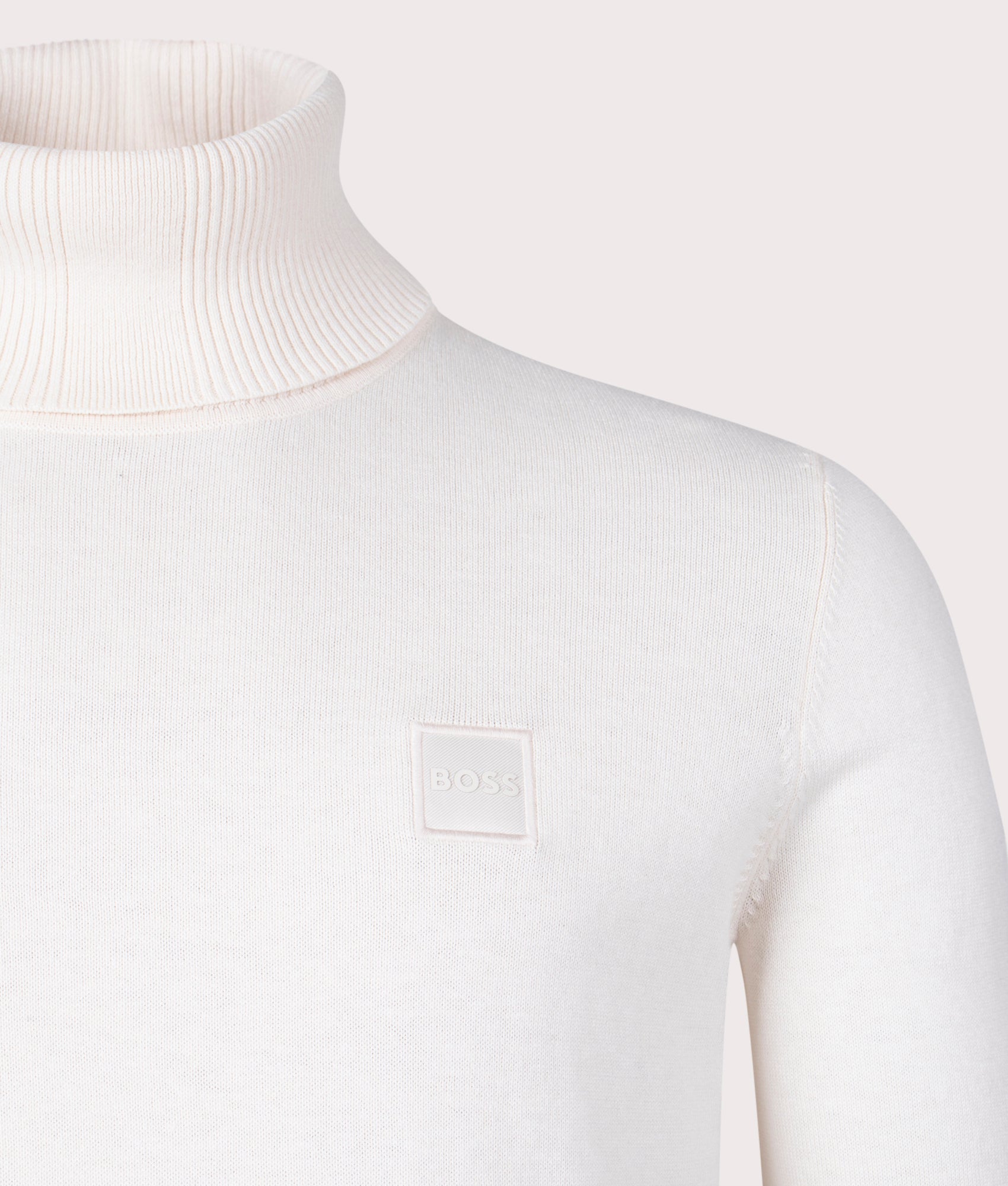 Akiro-Rollneck-Jumper-White-BOSS-EQVVS-Detail-Shot