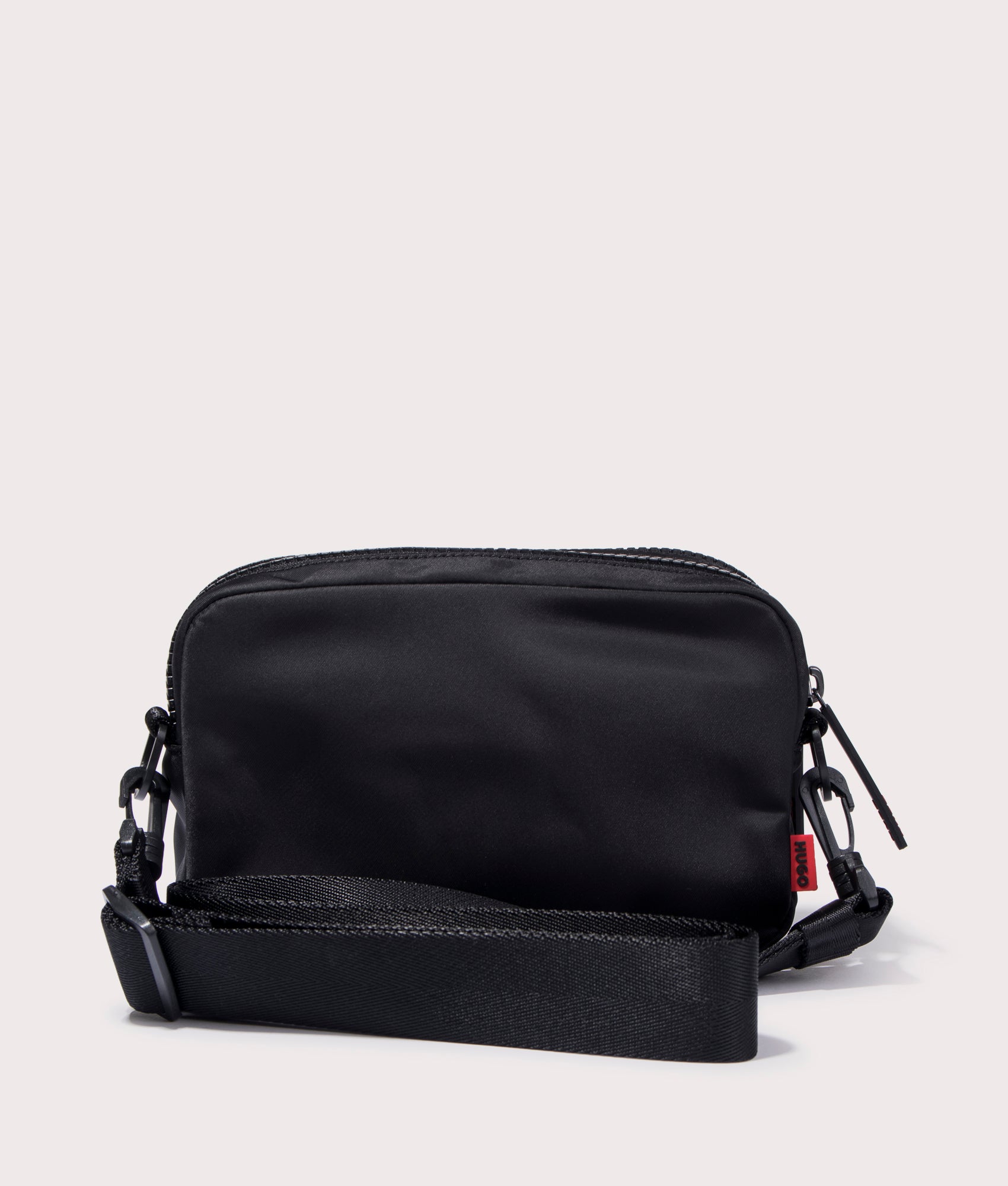 Ethon 2.0N Bag Black, HUGO, EQVVS