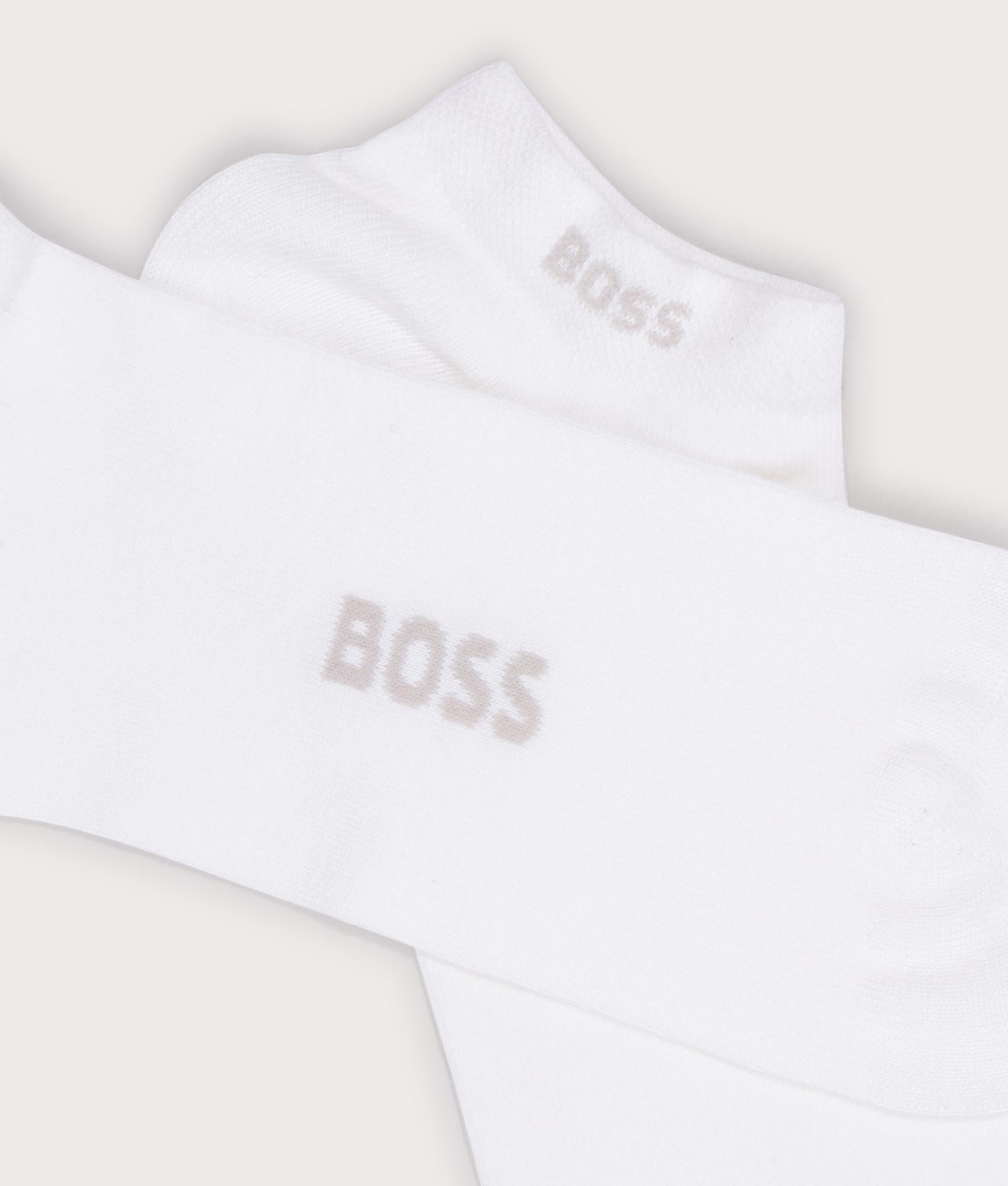 BOSS 2 Pack Logo Bamboo Socks in White. EQVVS Detail shot.
