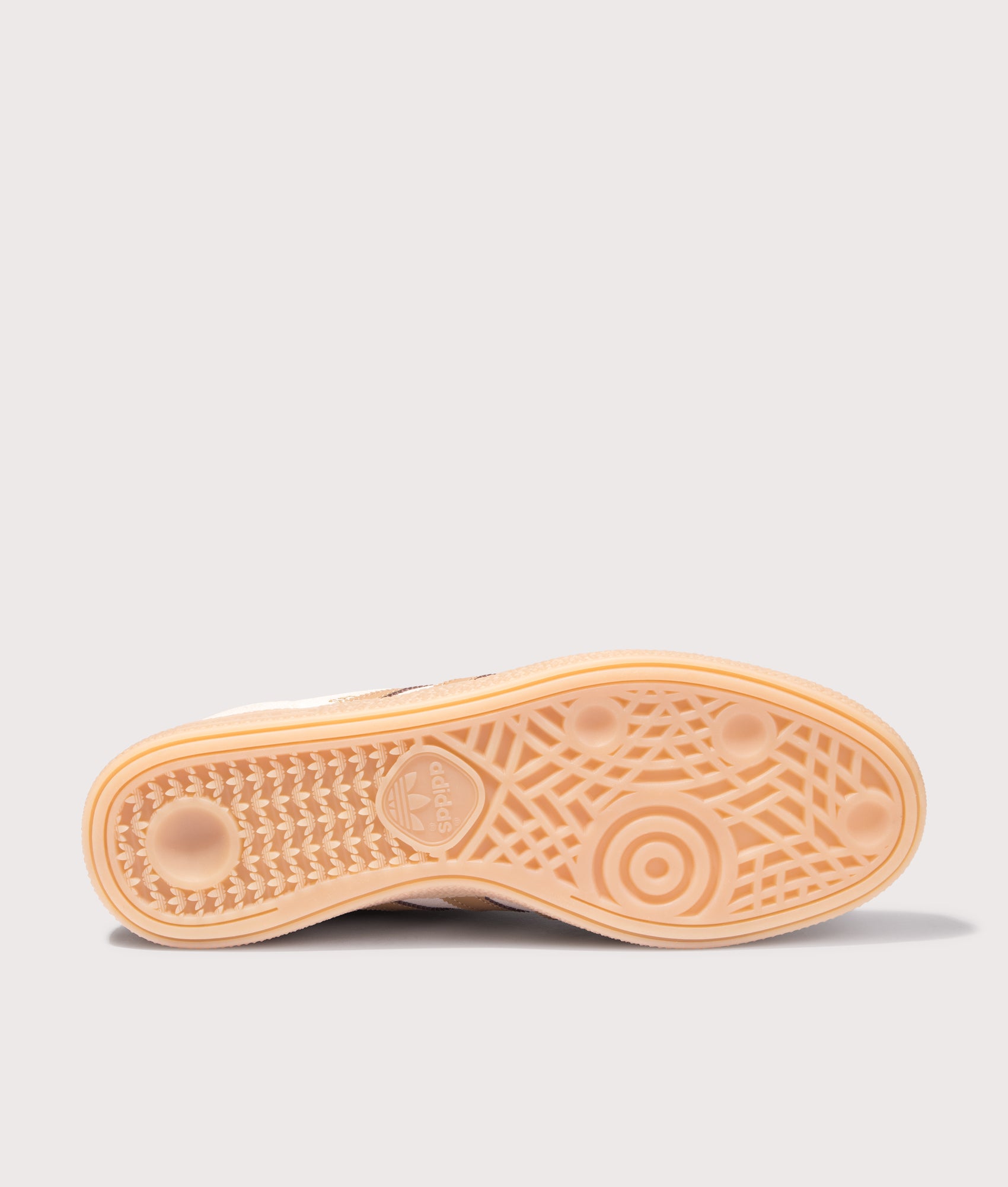 Handball Spezial Trainers in Wonder Beige/Carboard/Gum | adidas Originals | EQVVS | Sole shot 