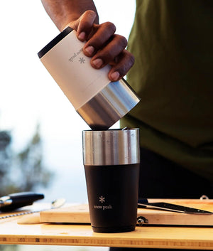Shimo Tumbler 470 in olive sand. Stainless Steel | Snow Peak | Promotion shot