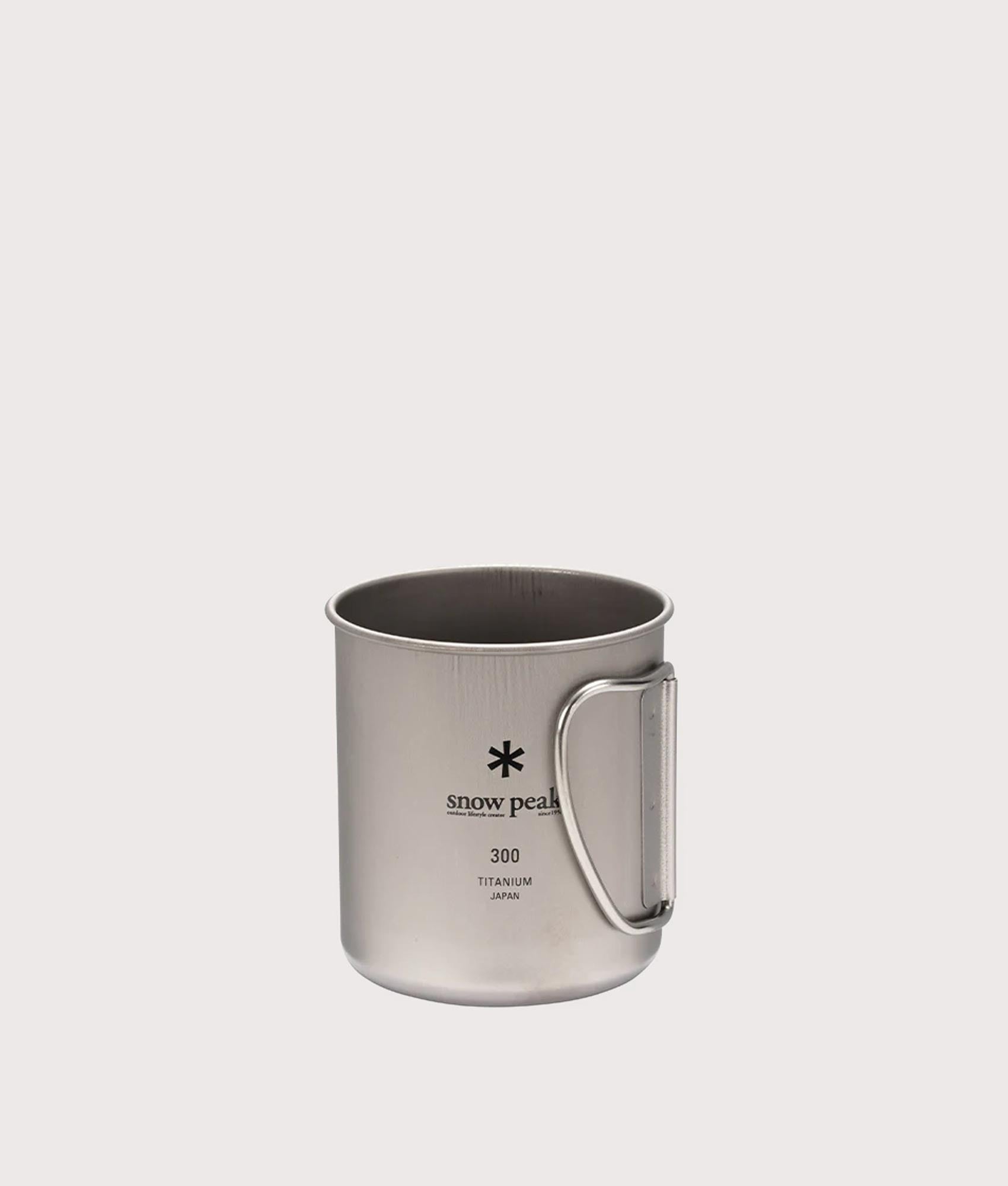 Titanium Single Wall 300 Mug in silver. Stainless Steel | Snow Peak | Front handle shot 