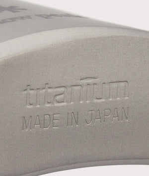 Titanium Flask Large  in silver. Titanium | Snow Peak | Base detail shot 