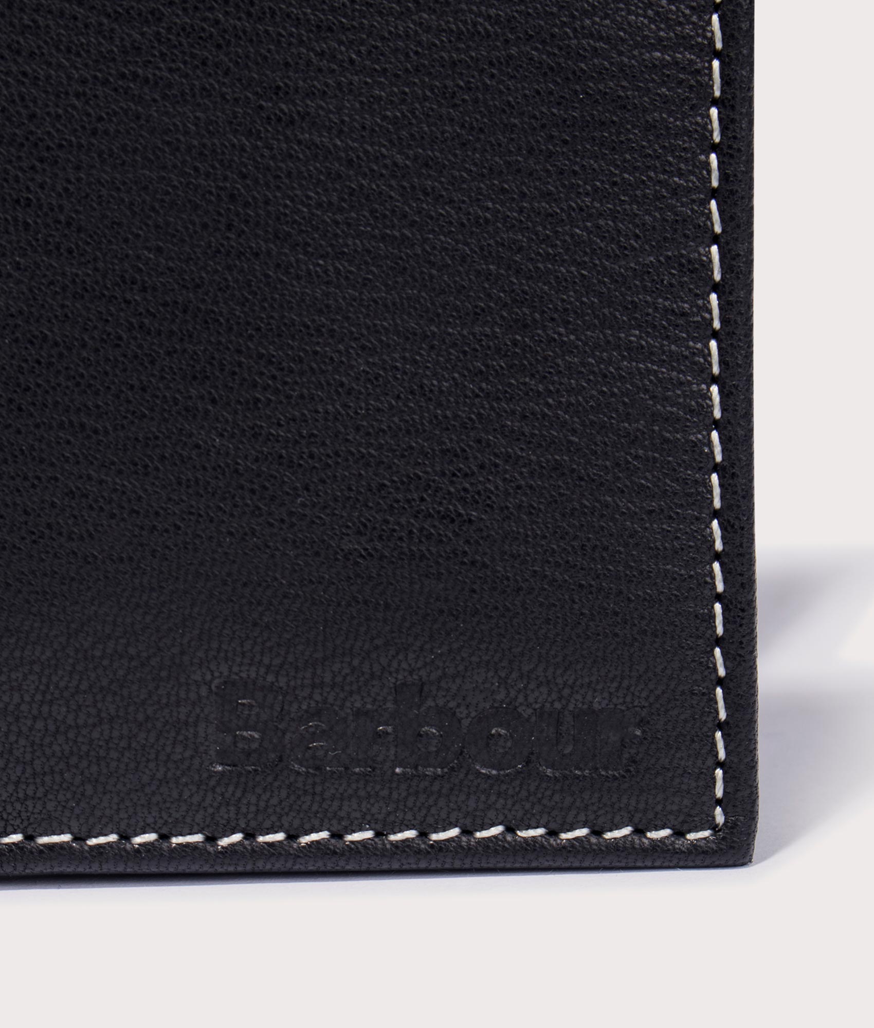Leather-Belt-and-Billfold-Wallet-Gift-Set-Black-Barbour-Lifestyle-EQVVS