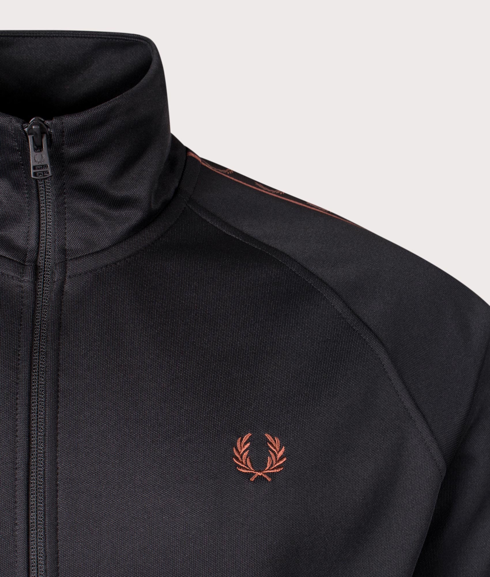 Regular Fit Contrast Tape Track Top
