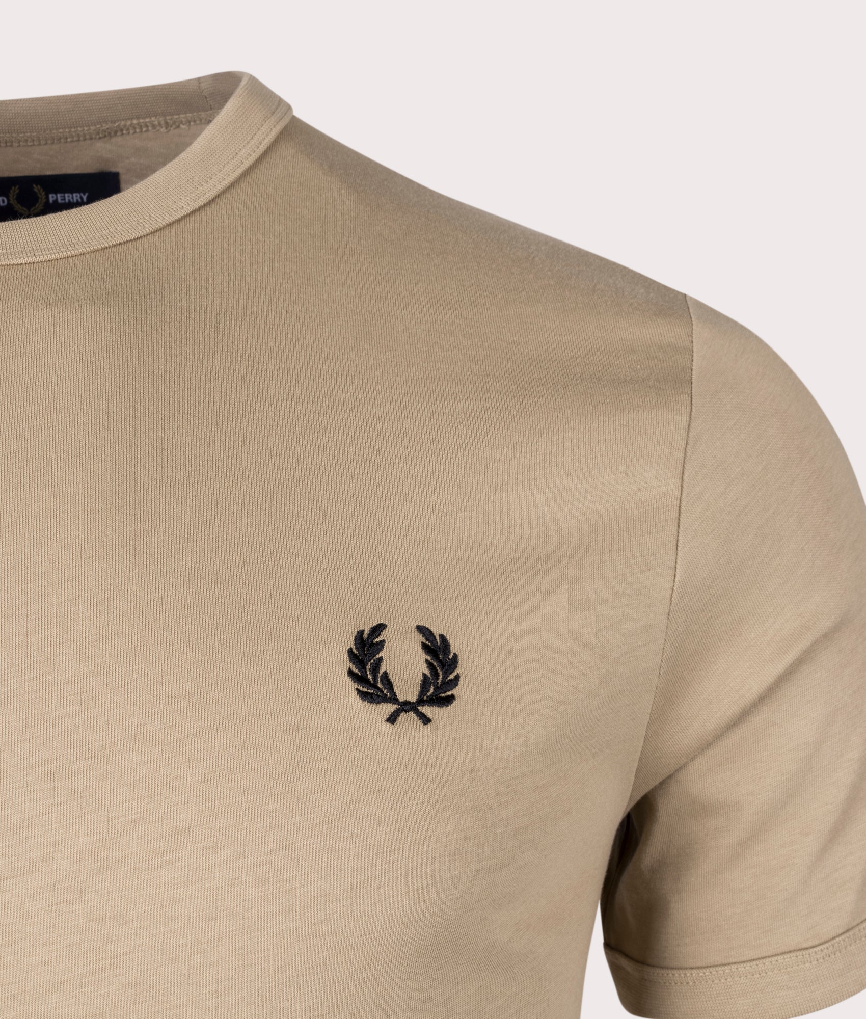 Ringer-T-Shirt-Warm-Stone-Fred-Perry-EQVVS