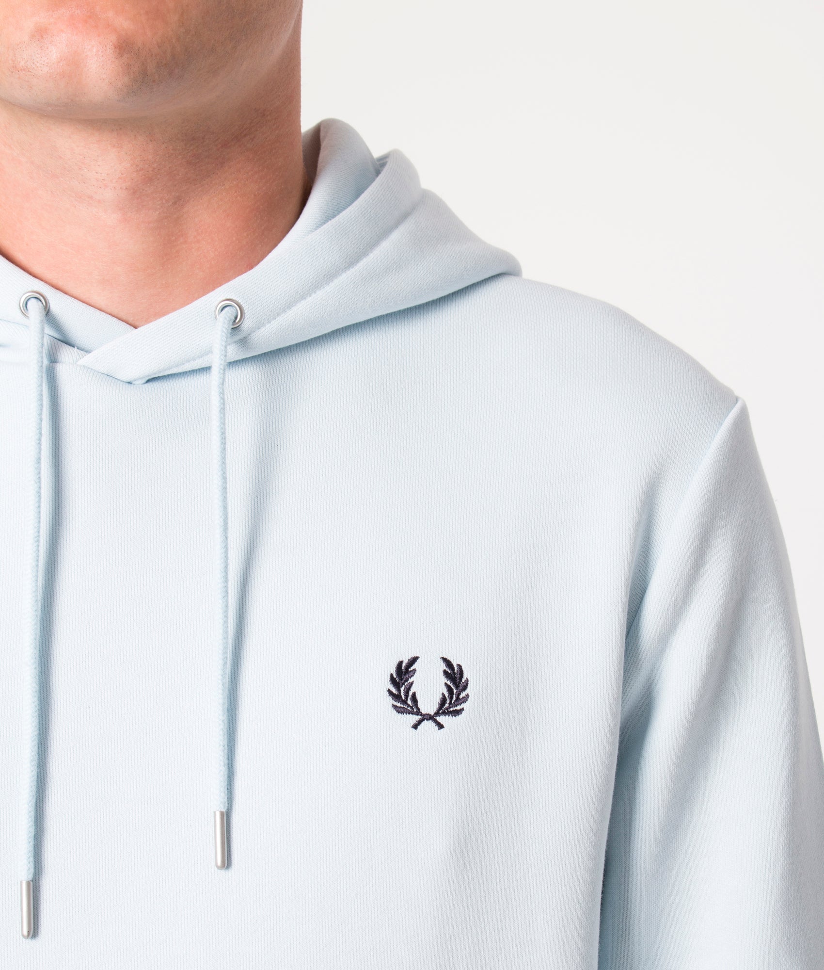 Twin-Tipped-Hoodie-Light-Ice-Fred-Perry-EQVVS
