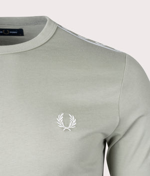 Long-Sleeve-Laurel-Taped-T-Shirt-Seagrass-Fred-Perry-EQVVS