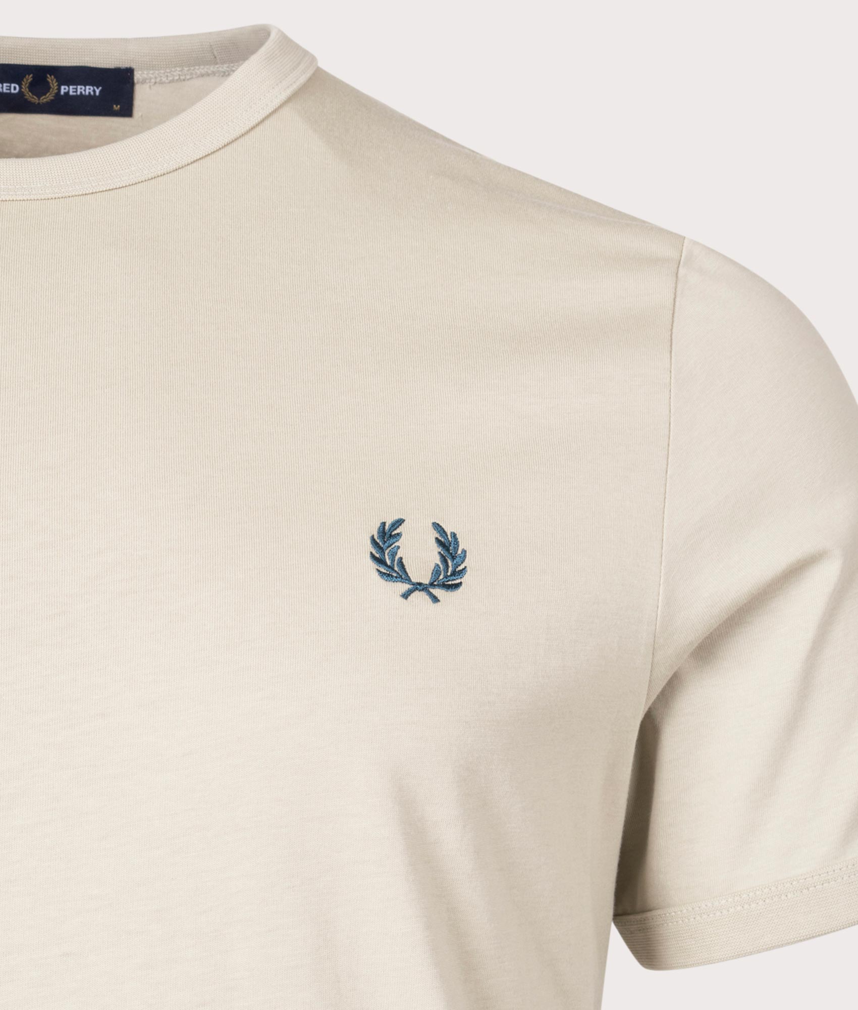 Ringer-T-Shirt-Light-Oyster-Fred-Perry-EQVVS