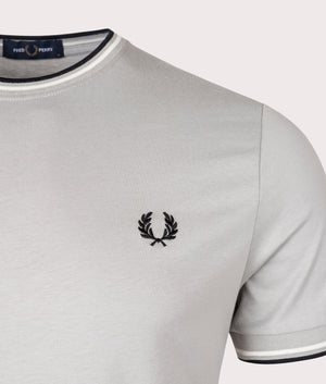 Twin Tipped T-Shirt-Limestone-Fred-Perry-EQVVS