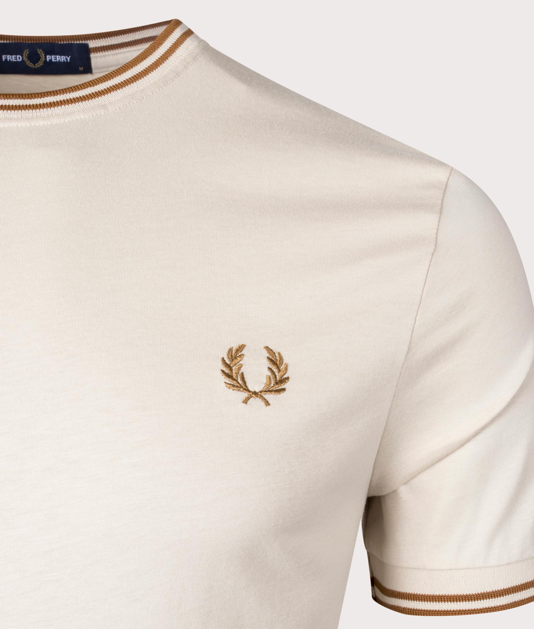 Twin-Tipped-T-Shirt-Oatmeal-Fred-Perry-EQVVS