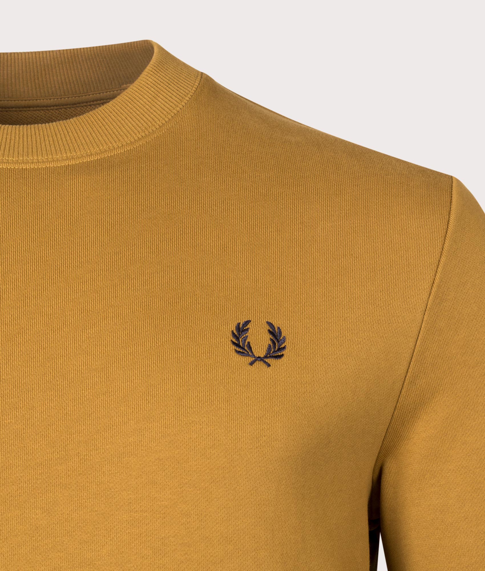 Crew-Neck-Sweatshirt-Dark-Caramel-Fred-Perry-EQVVS