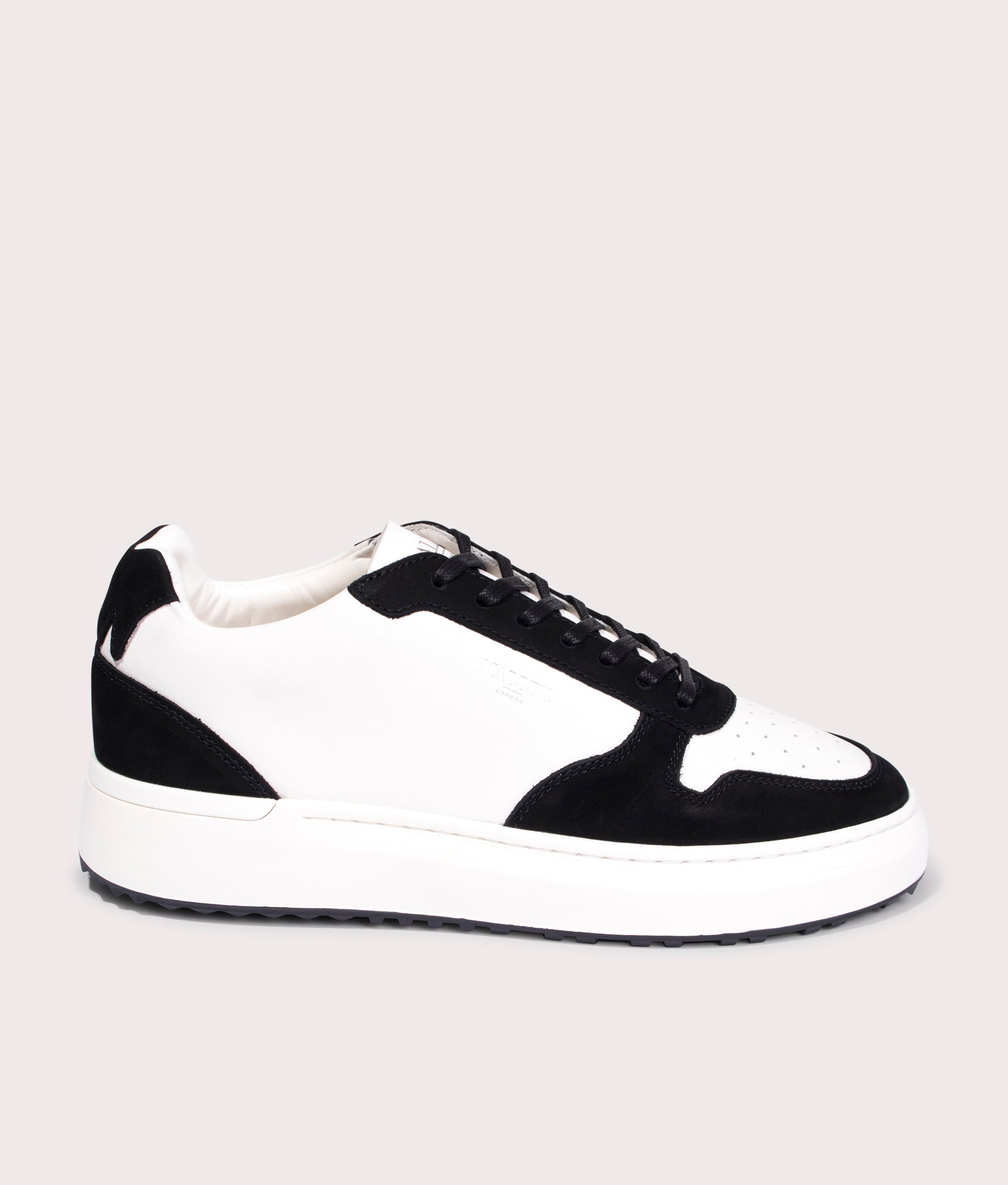 Hoxton 2.0 Sneakers | Off White/Black | Mallet | EQVVS