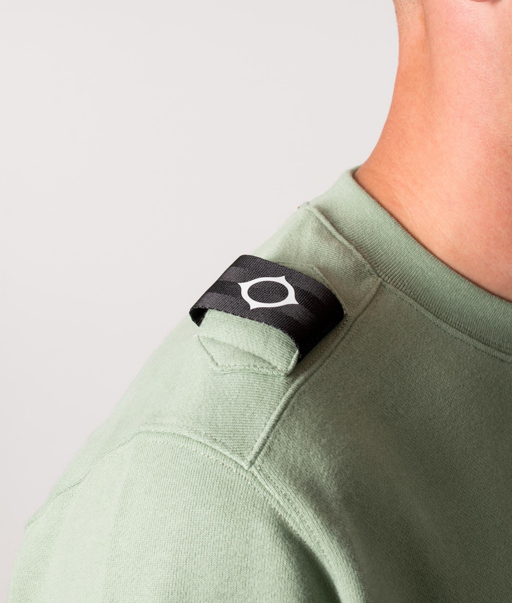 Core-Crew-Sweatshirt-Loden-Frost-Ma.Strum-EQVVS