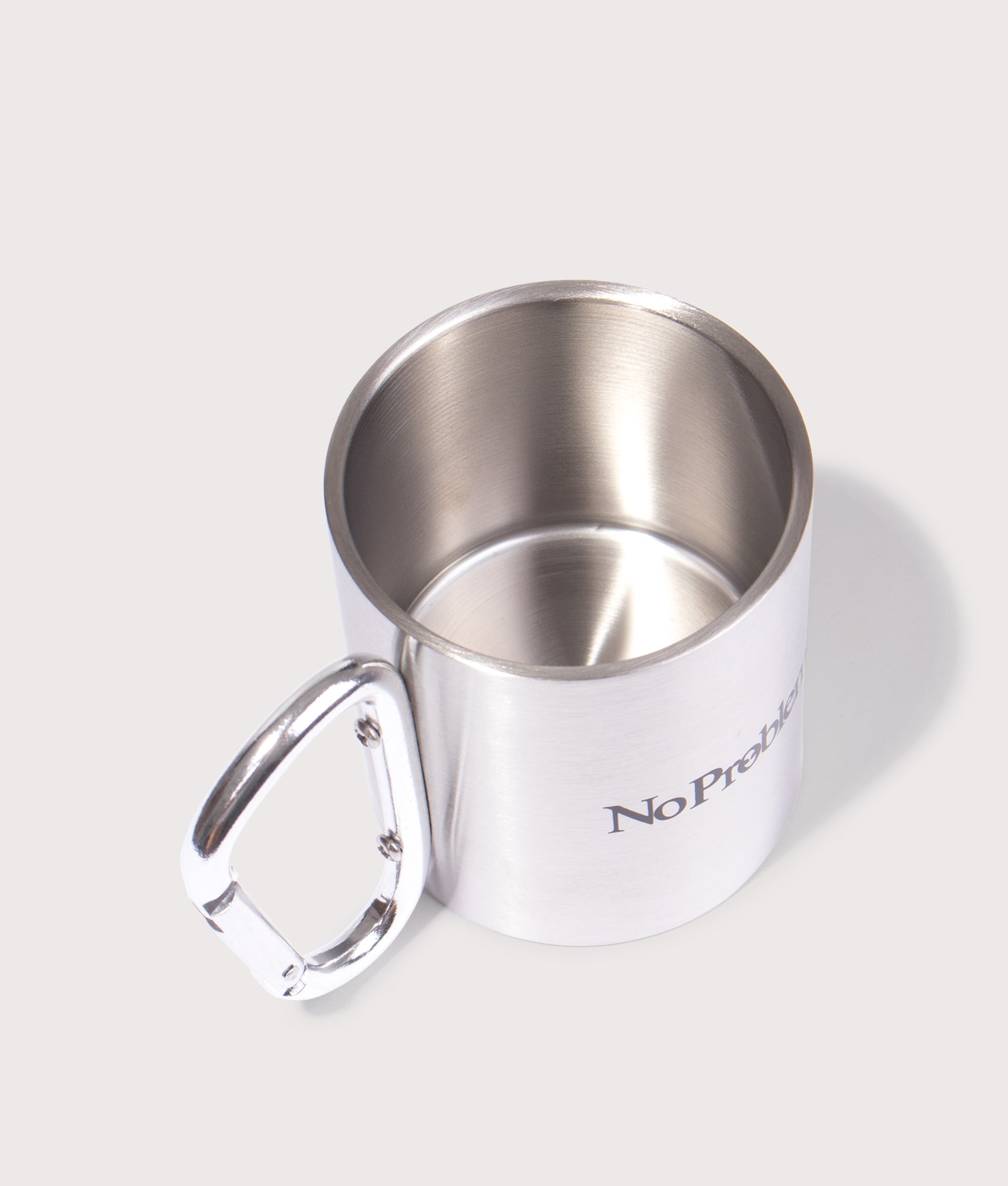 No Problemo Carabiner Mug in Silver . Stainless steel | No Problemo | Shot at EQVVS | Top shot 
