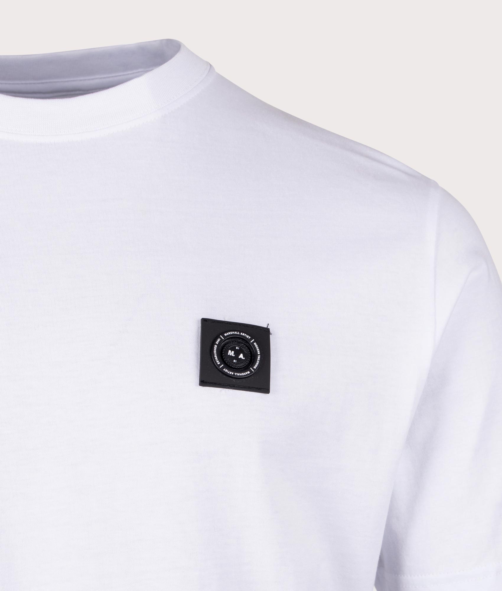 Marshall artist Siren T-Shirt in 002 white Detail shot at EQVVS