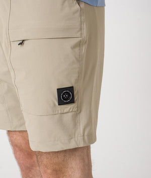 Garda Ripstop Shorts. Shot by EQVVS. Detail shot.